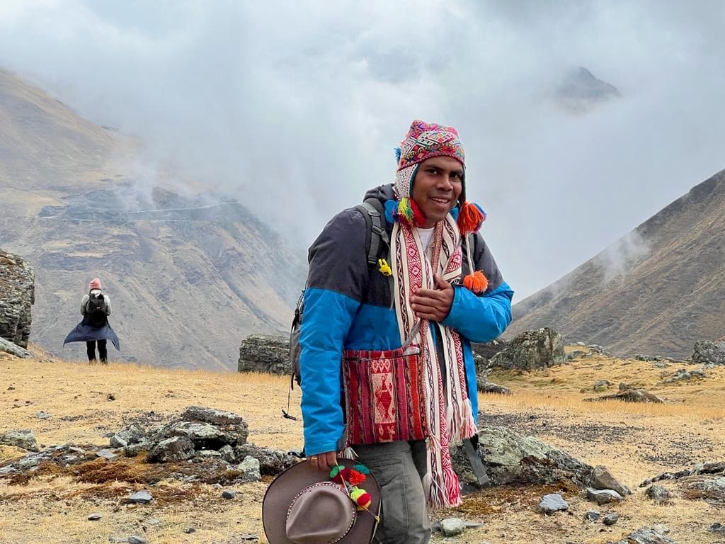 Illaripa Lupa Hake — Paqo of the Andes